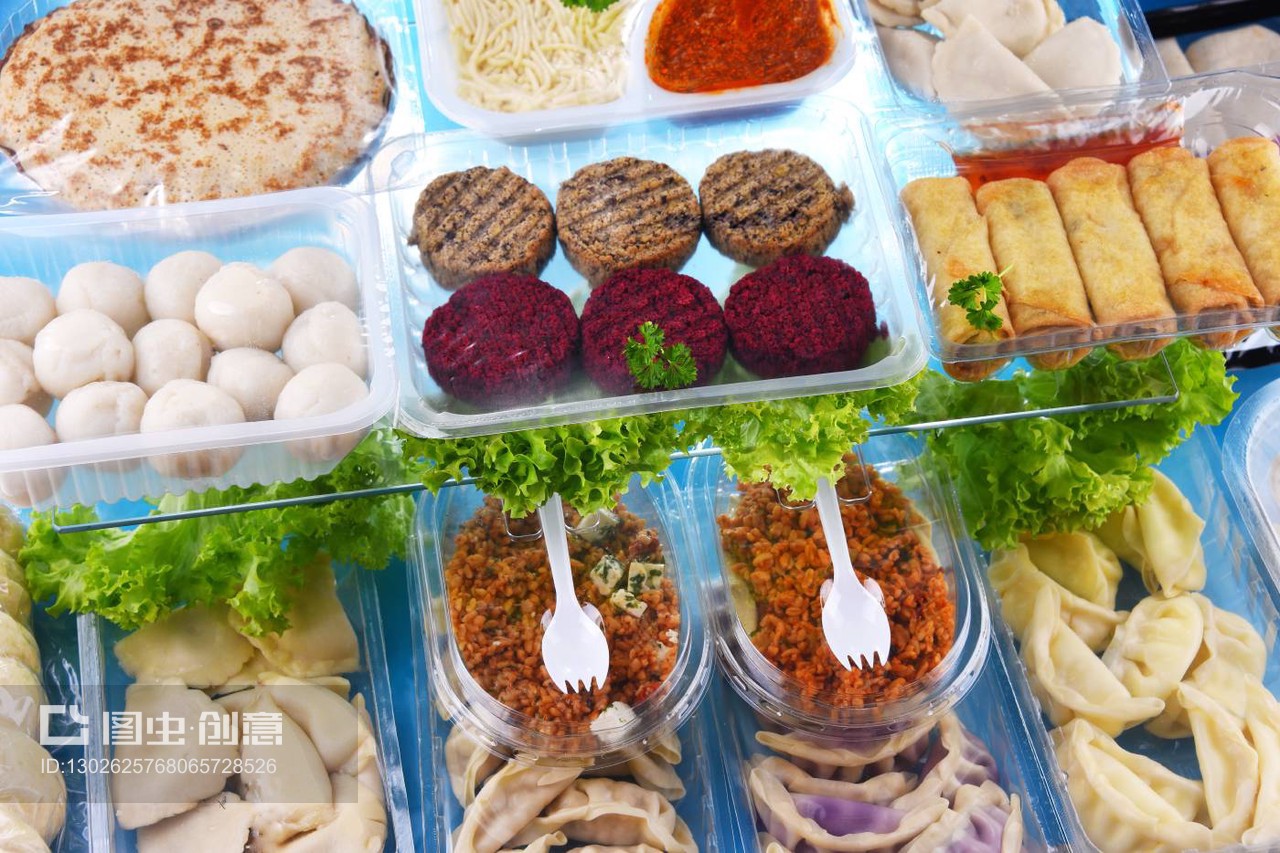 塑料盒中的预包装食品 便利背后的科学、安全与可持续